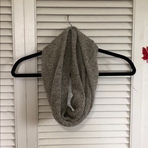 ‼️SOLD‼️🍍Vans women scarf